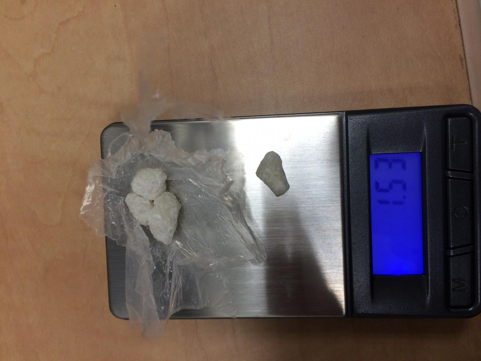 סם שנתפס בפשיטה (צילום: דוברות המשטרה)